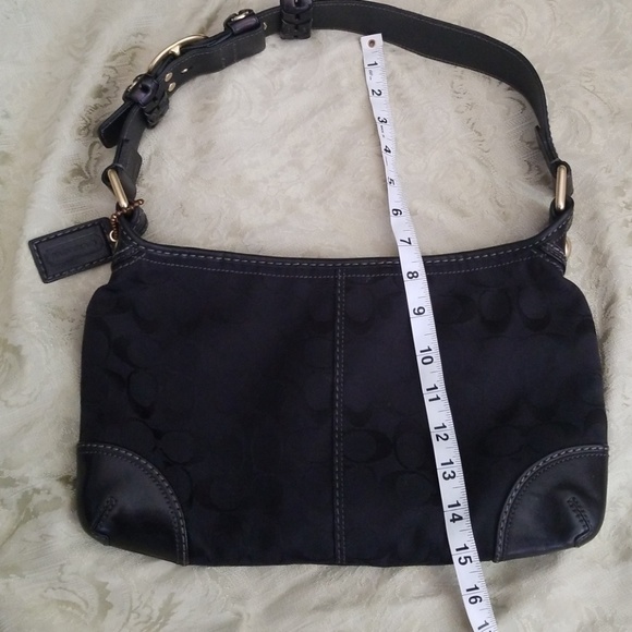 Coach purse - Picture 4 of 4